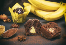 La confiture EXTRA de banane est en accord parfait avec des pâtisseries au chocolat. Dans des muffins au chocolat ou du brownie, un délice!